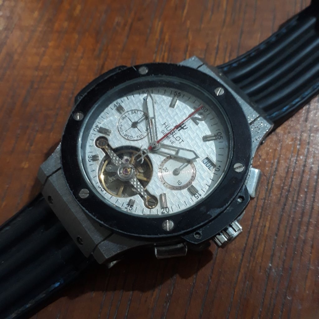 Jam tangan Automatic Hublot Big Bang Open Tourbillon Heart Tidak perlu baterai