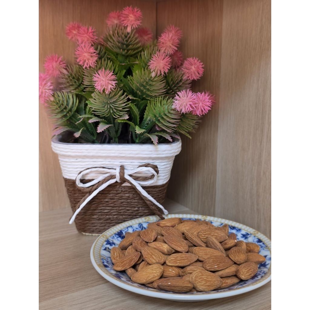 Kacang Almond Mentah 1kg