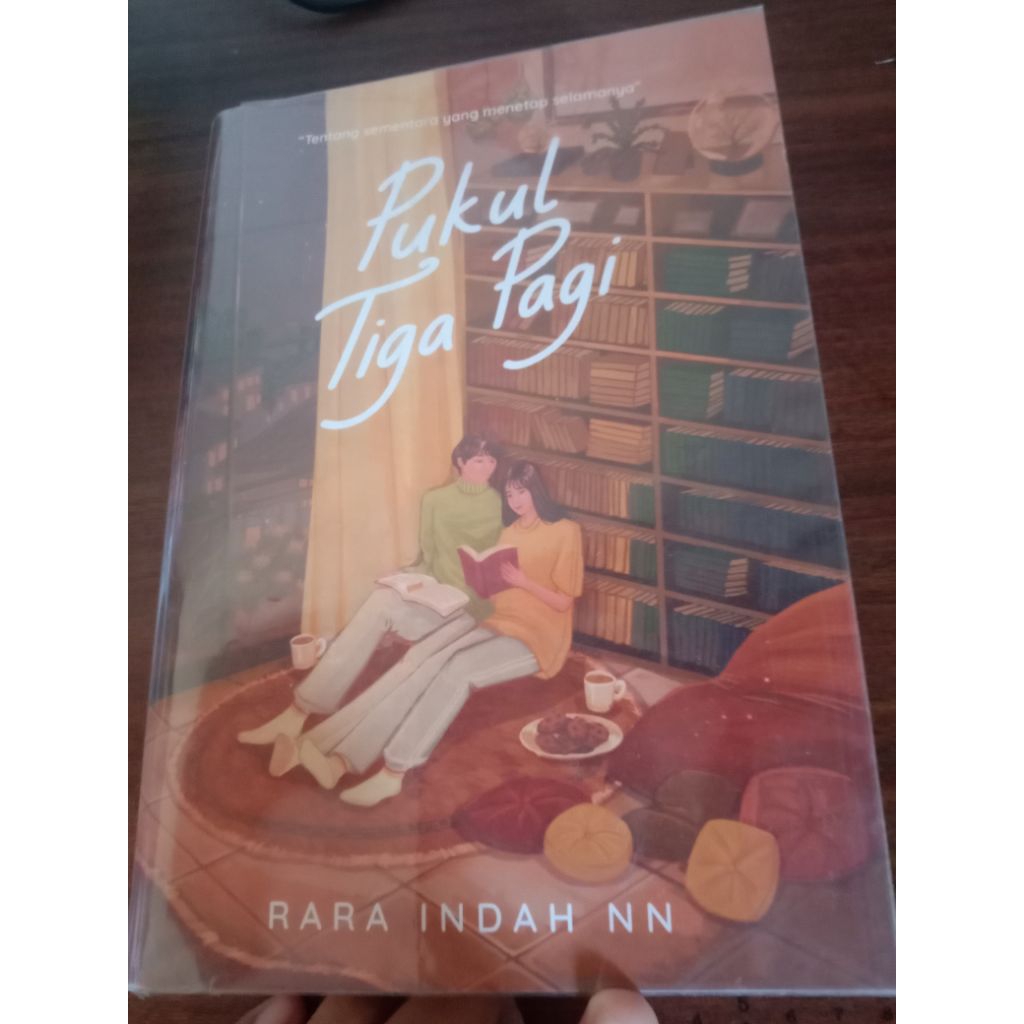 novel pukul tiga pagi by Rara indah prelovel
