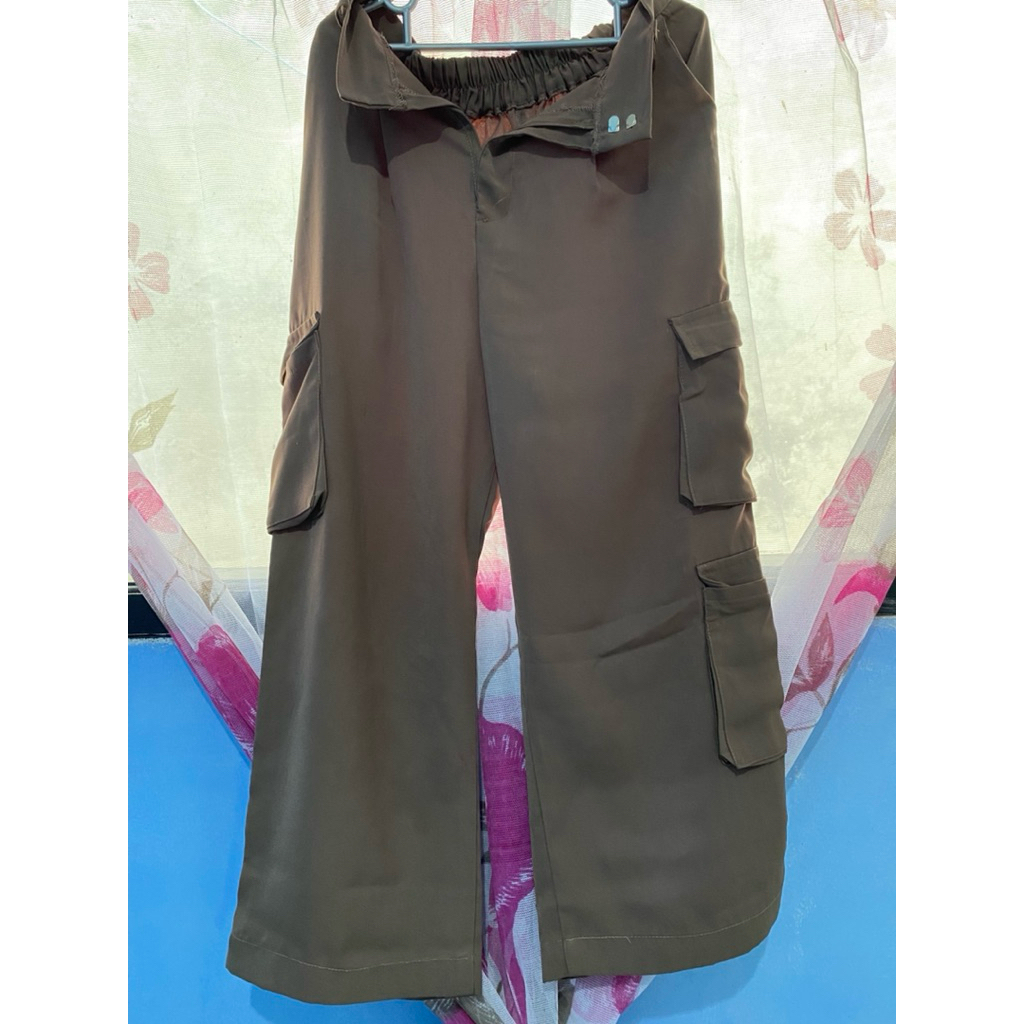 Preloved-Loose pants|Cargo pants|Celana wanita.