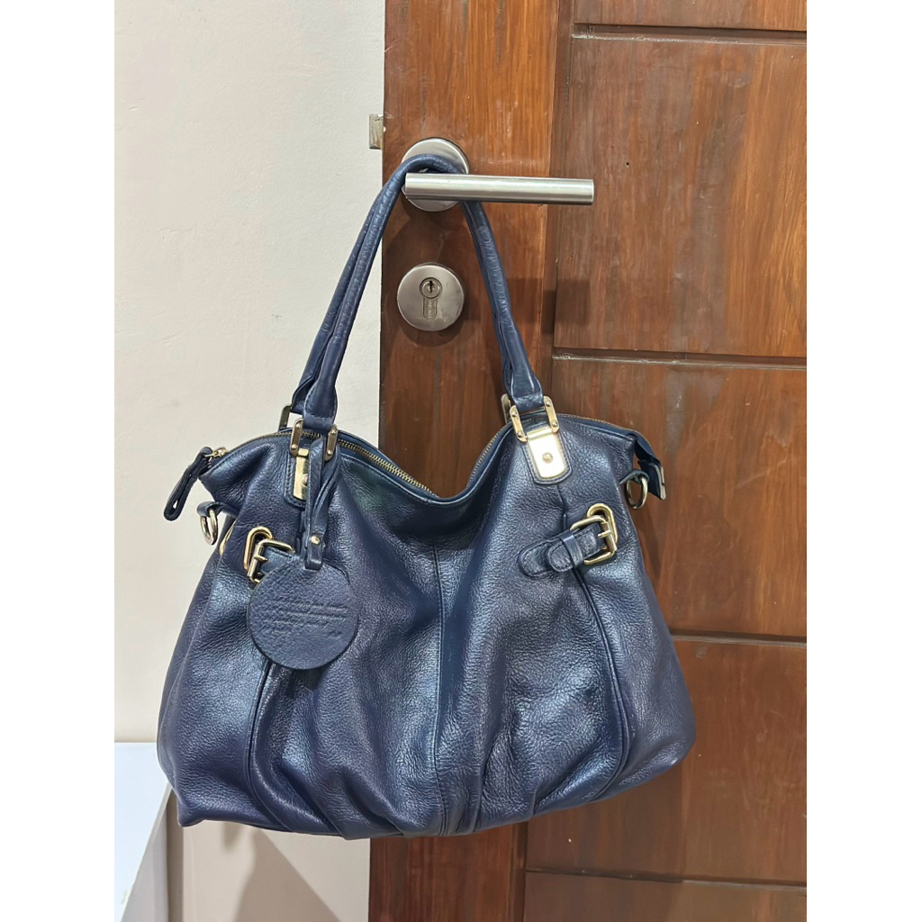 preloved tas tommy hilfiger. jarang pake. Lengkap talpan