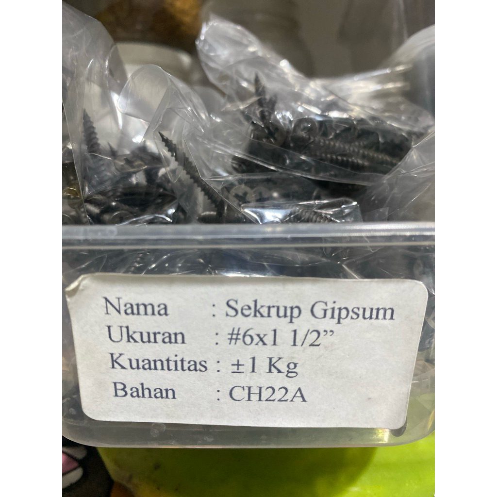 skrup gipsum