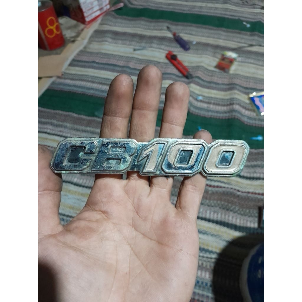 Emblem tepong aki honda cb k5 original