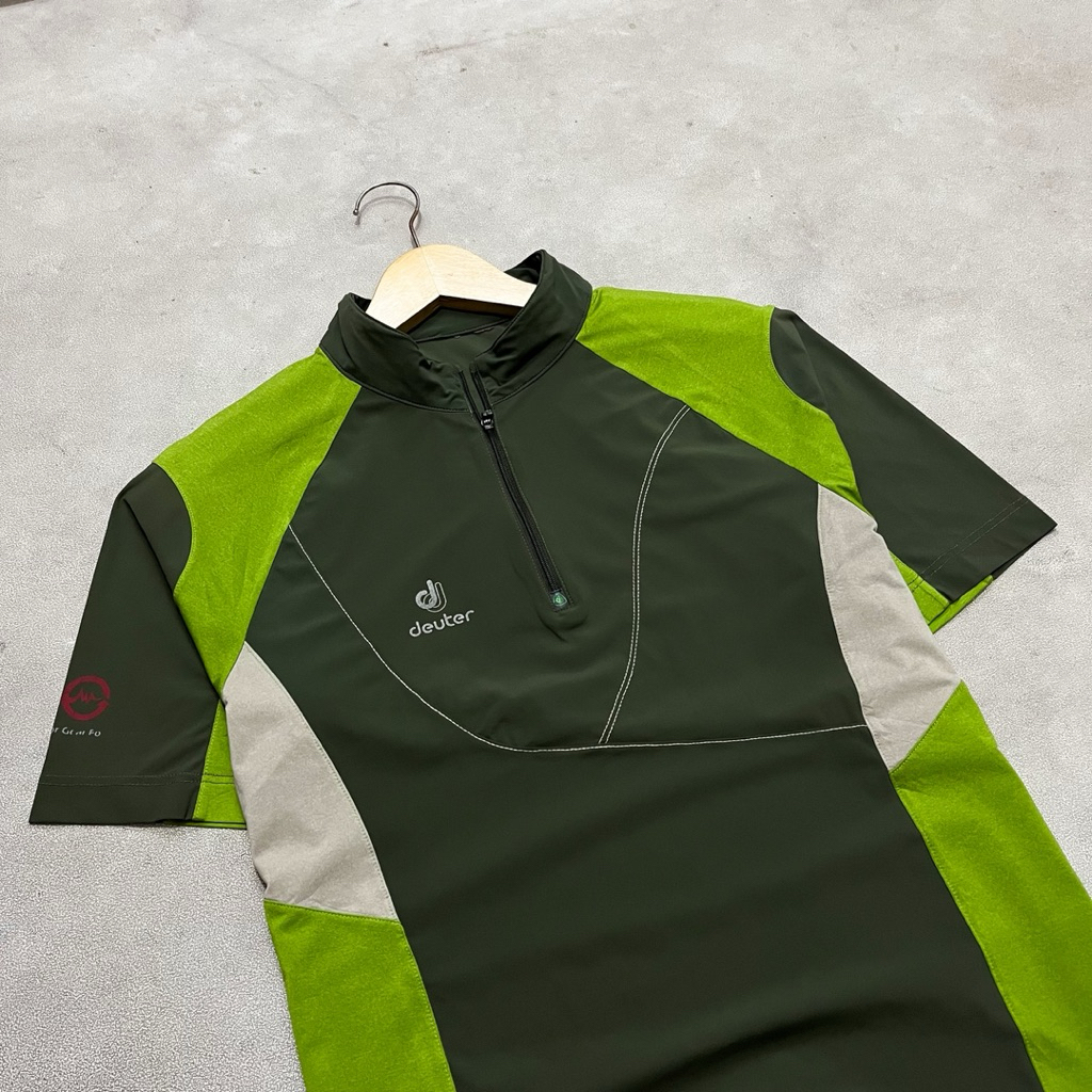DEUTER BaseLayer