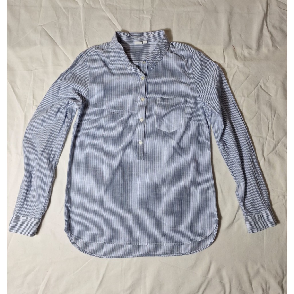 Preloved Second Prelove Blouse GAP Garis Biru Muda | Kemeja Wanita Lengan Panjang