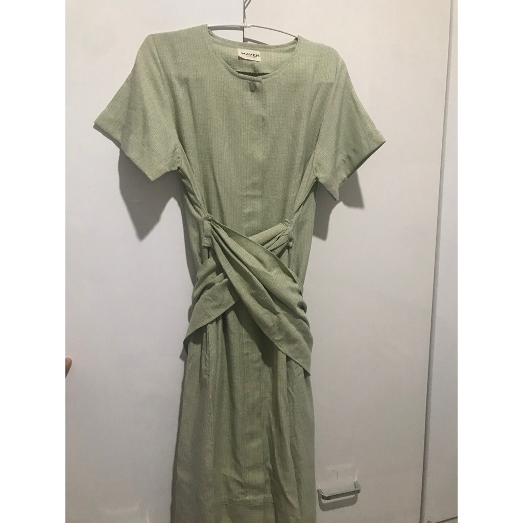 Dress Maven Preloved