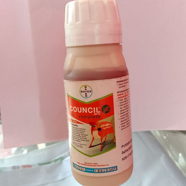 Council Complete 300 SC 100 Ml Original