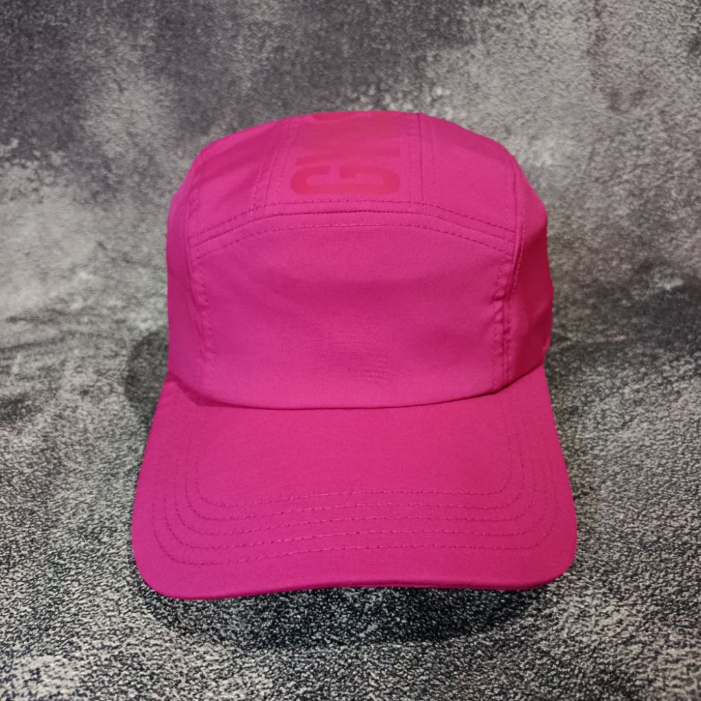 Digidegu Topi Running GYMSHARK