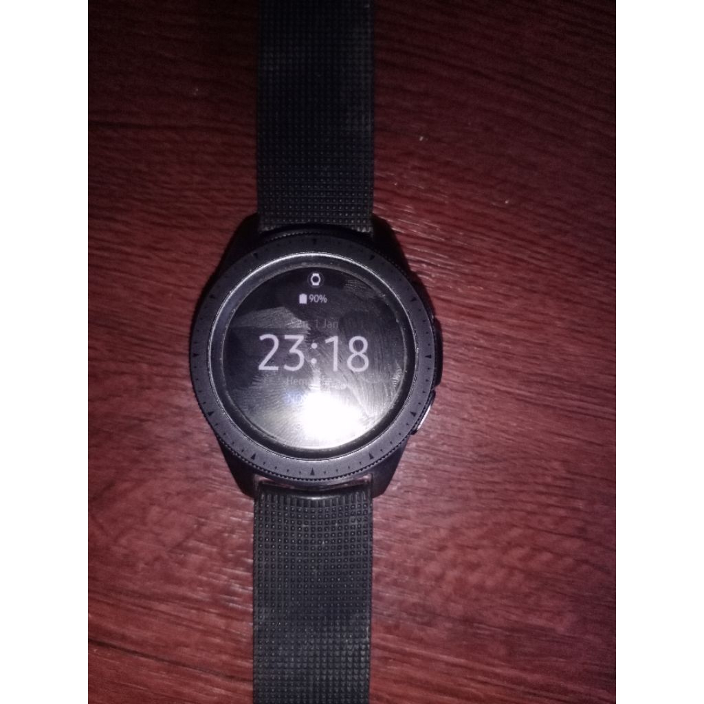 Jam Samsung Smart Watch