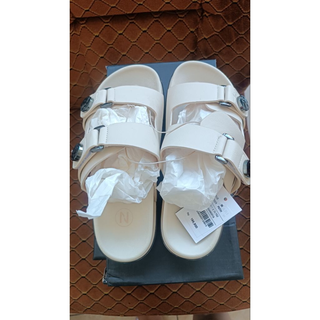 SANDAL WANITA NEVADA SLIP ON ORIGINAL FREE BOX