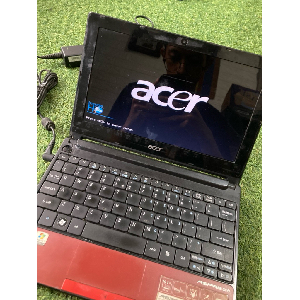 JUAL NOTEBOOK / LAPTOP ACER ASPIRE ONE D255 SECOND PEMAKAIAN PRIBADI