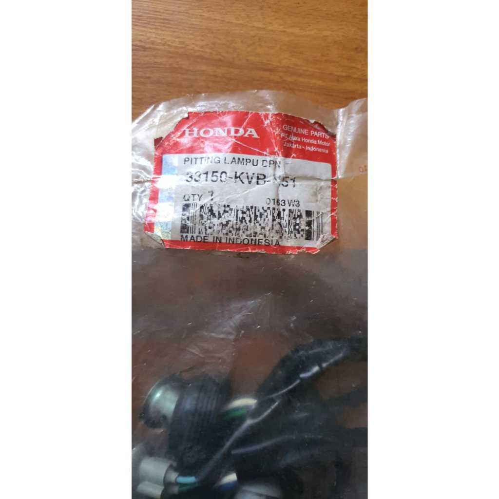 Fitting lampu depan vario techno 110 karburator 33150-KVB-N51