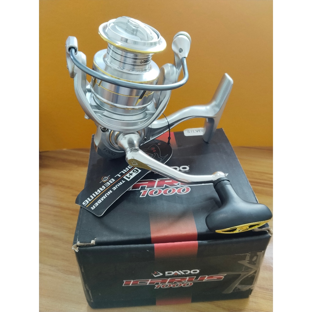 Reel Daido Icarus 1000 Silver - Power Handle