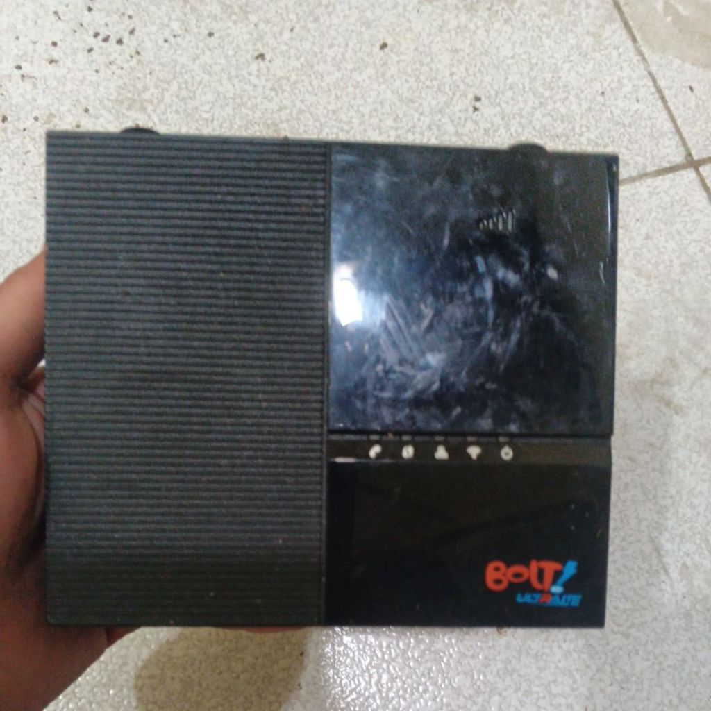 BOLT BL100