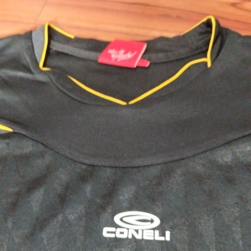 kaos Jersey bekas