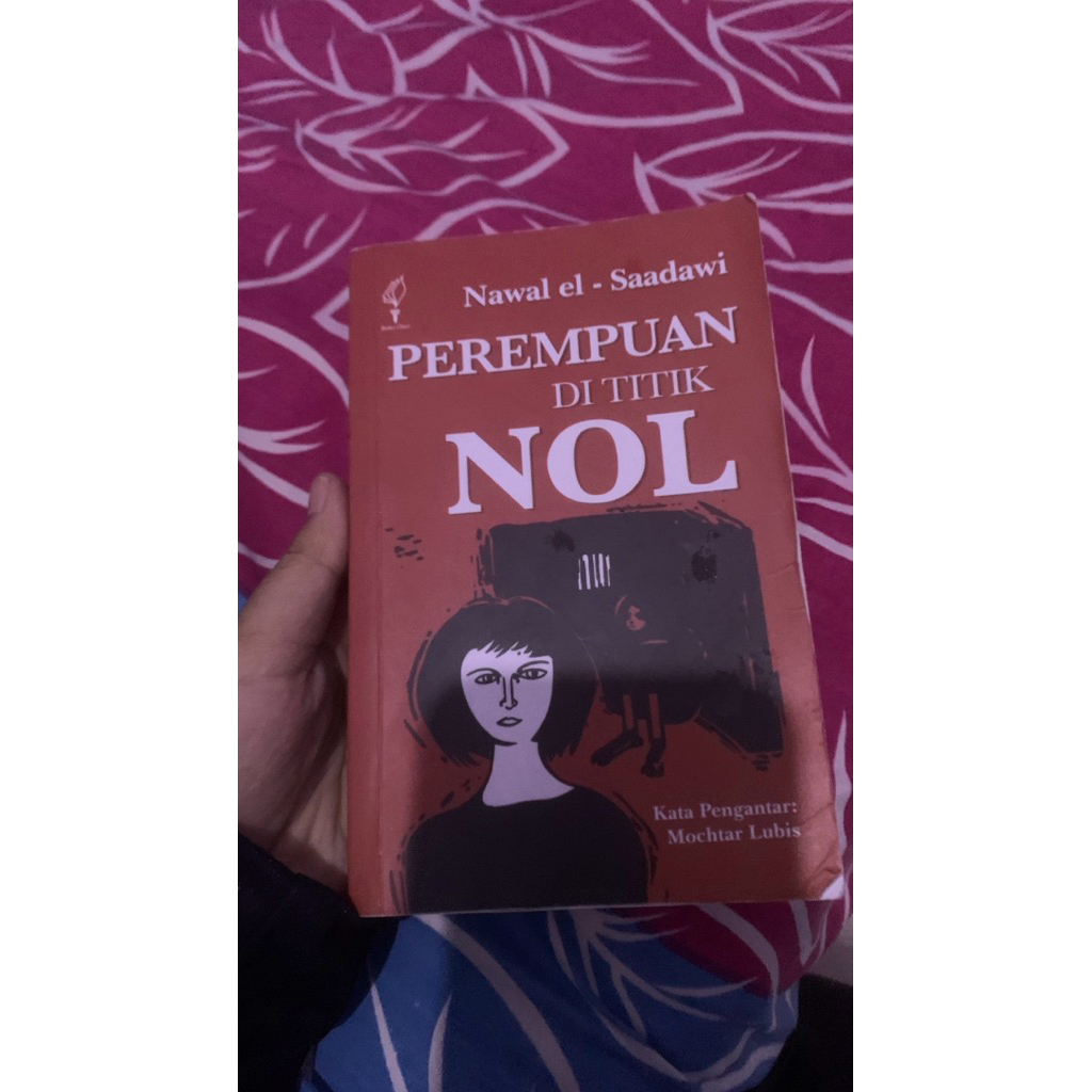 perempuan di titik  nol (preloved)