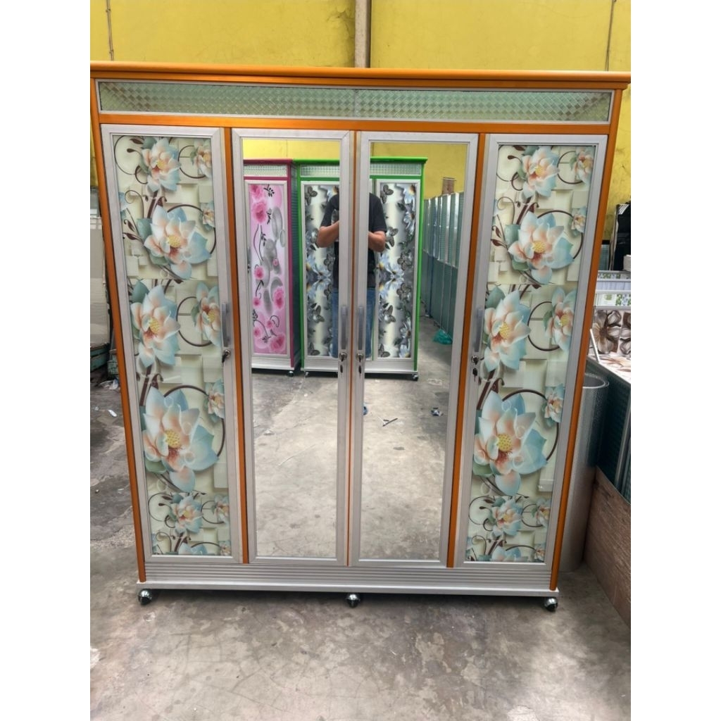 (Free Ongkir) Lemari Pakaian Minimalis Aluminium 4 Pintu