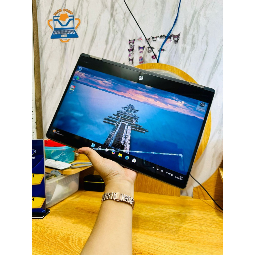 HP pavilion x360. core i5 gen 10. dual Vga. ram 16/512gb ssd. normal