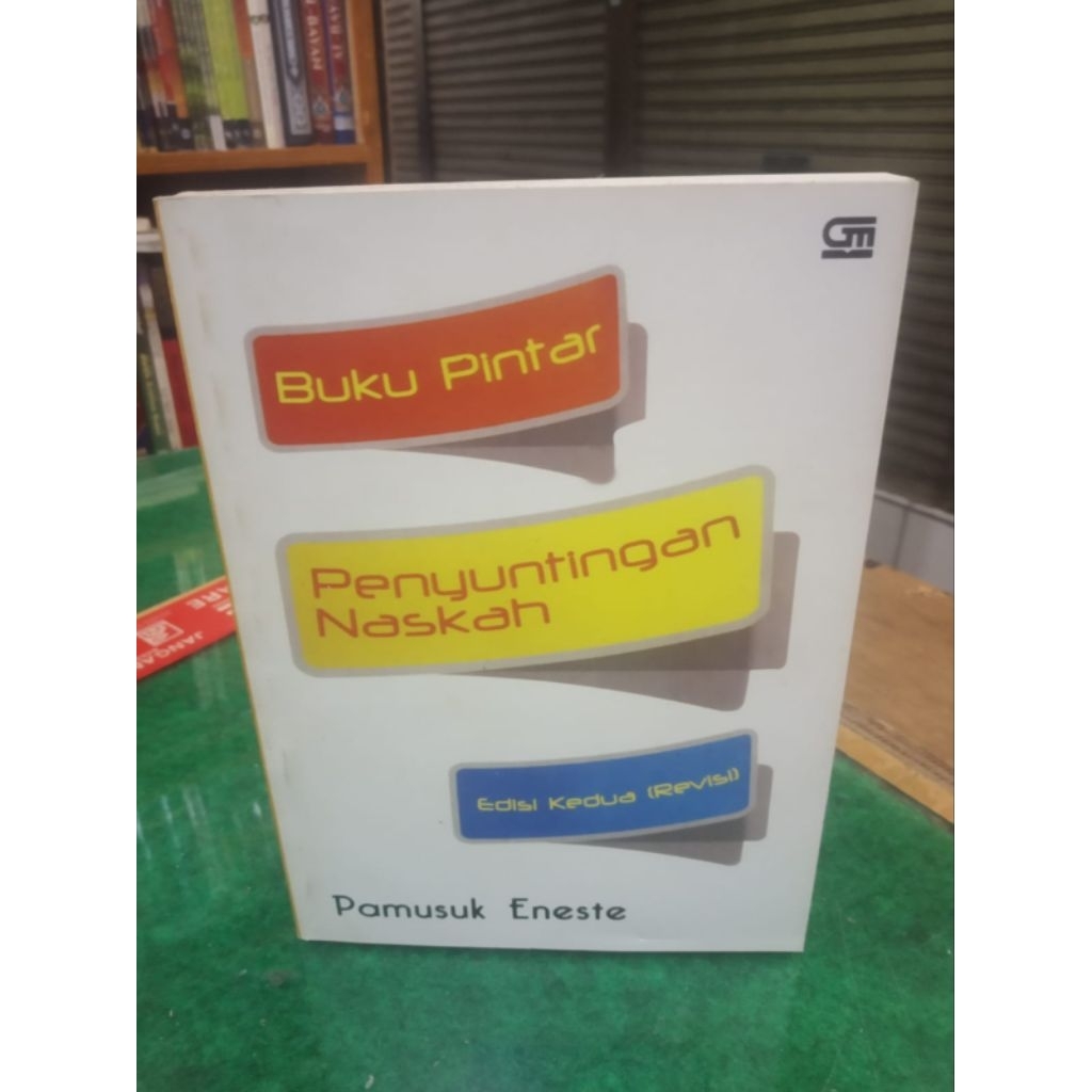 BUKU PINTAR PENYUNTINGAN NASKAH