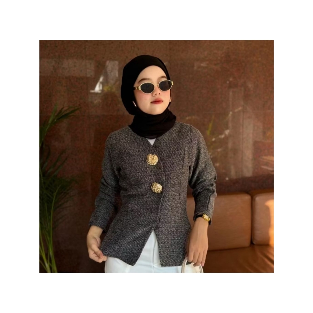 Blouse Wanita Lucy Top Fitted - Model Lengan Panjang, Material Tweed Premium, Desain Simpel
