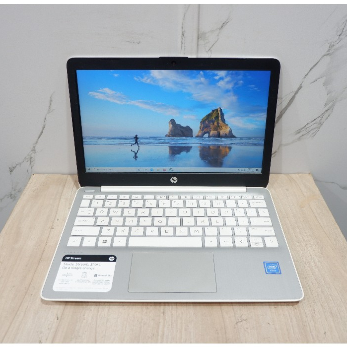 Laptop HP stream 11-ak0035nr Intel Celeron N4020 Ram 4Gb Emmc 32Gb