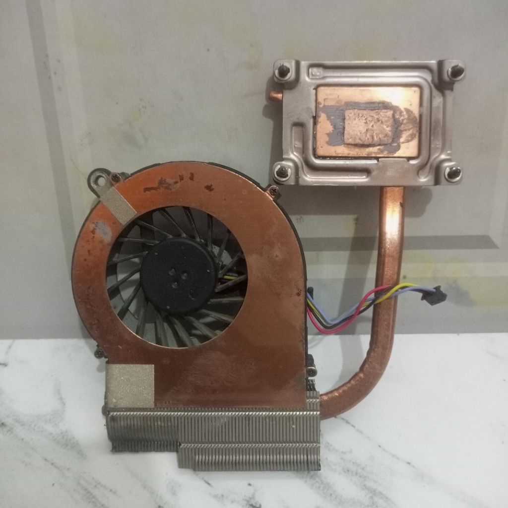 Kipas dan Heatsink Bekas Cabutan dari Laptop HP1000