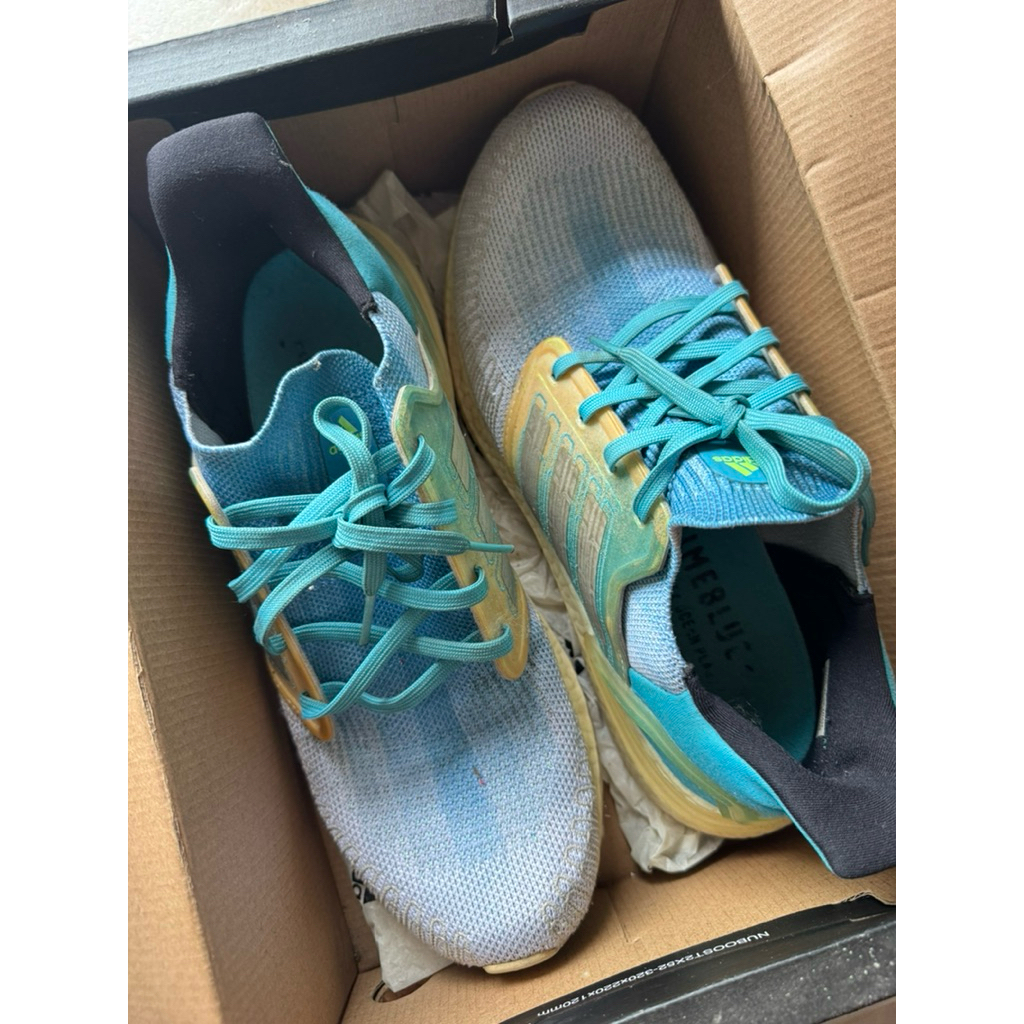 Preloved Adidas Ultraboost 20