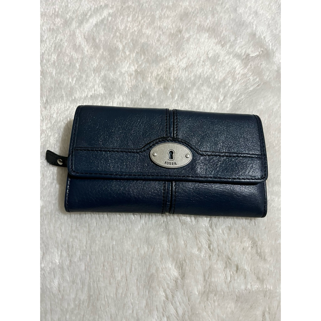 dompet trifold fo55il maddox navy preloved