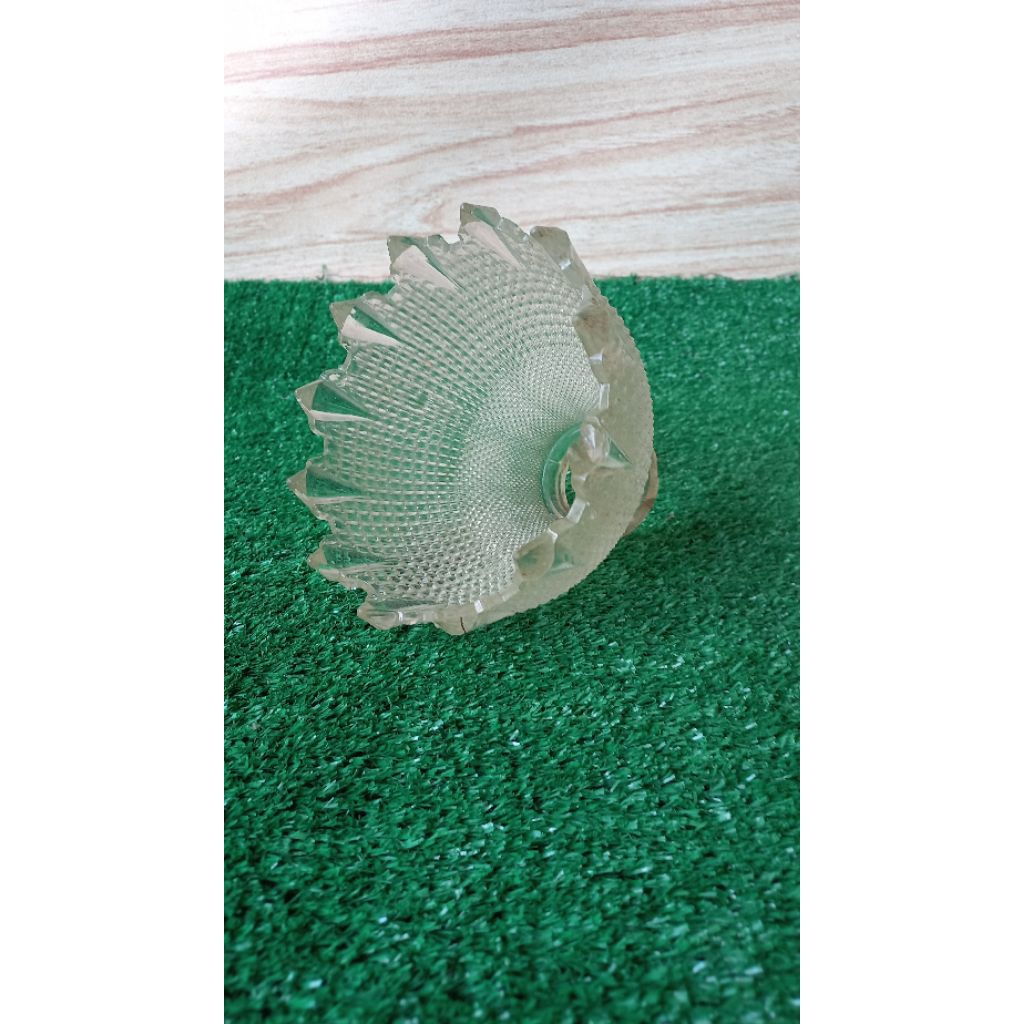 Kap Lampu Kristal Jepang Antik