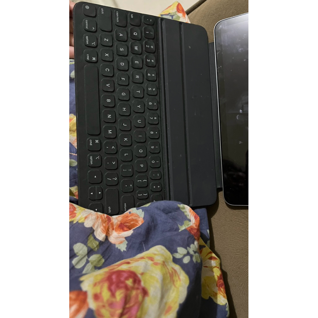 Magic Keyboard Apple untuk iPad