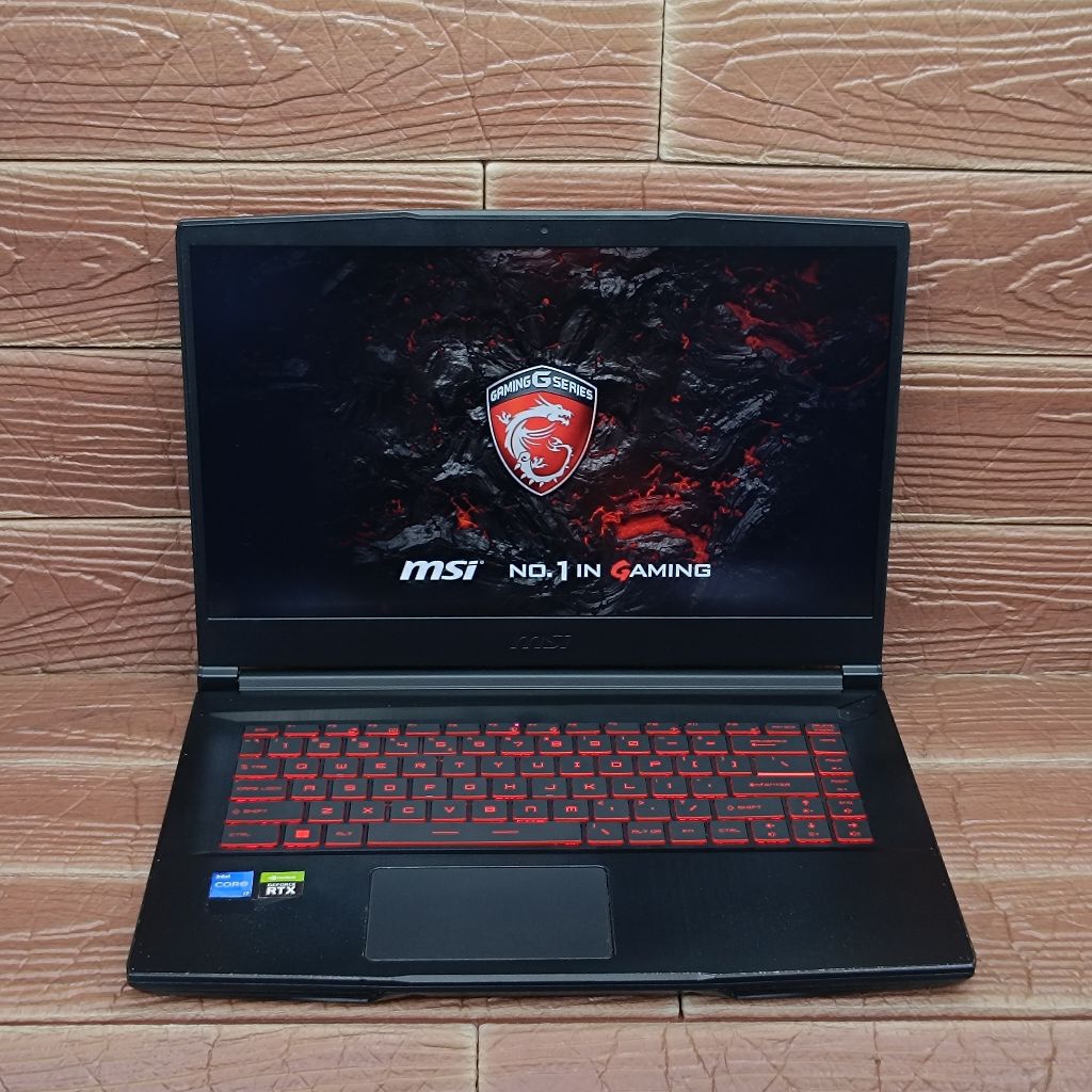 Laptop MSI GAMING GF63 Thin 11UC Intel Core i7-11800H RAM 8GB SSD 512GB RTX 3050 GEN11 144Hz