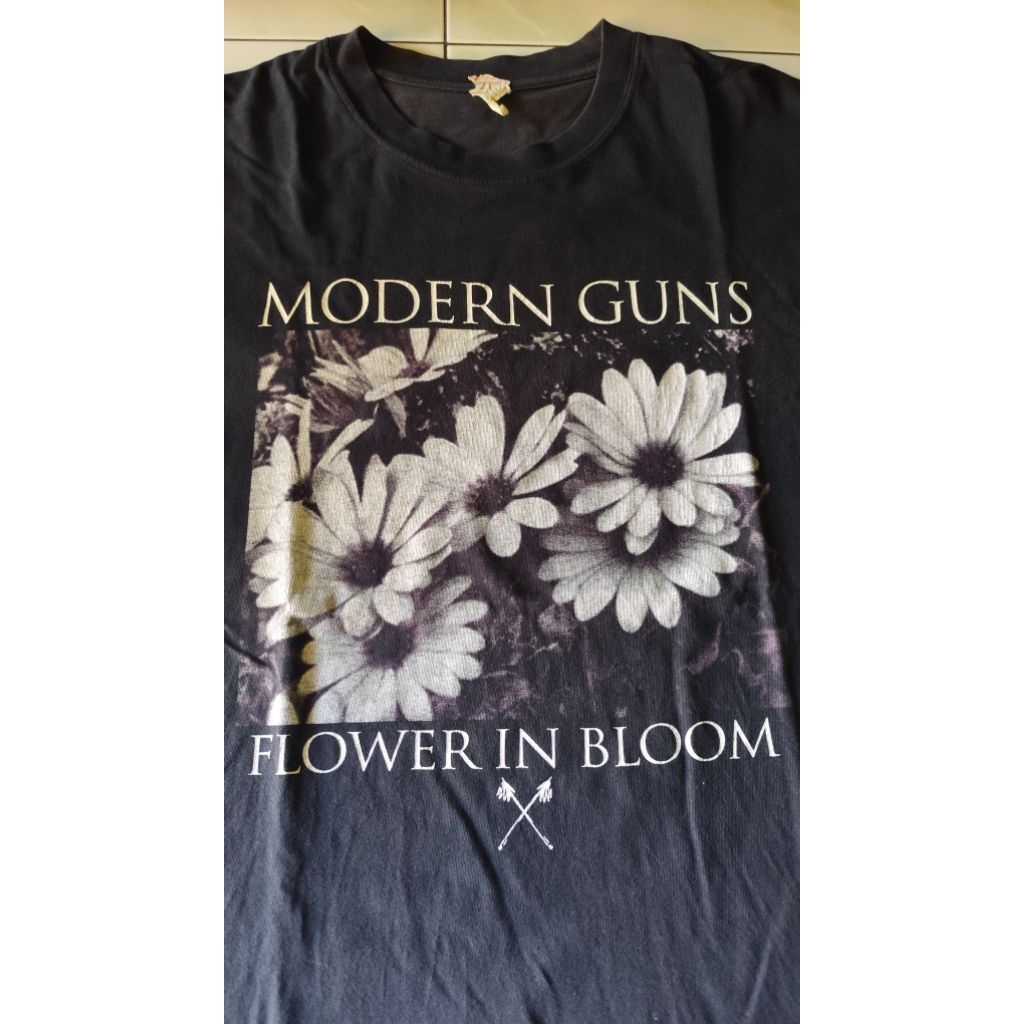 tshirt modern guns