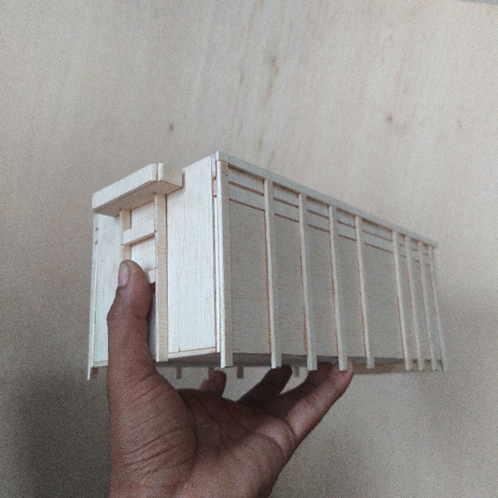 BAK TRUK UNTUK TRUK PLASTIK, BAHAN DARI TRIPLEK PANJANG 25CM