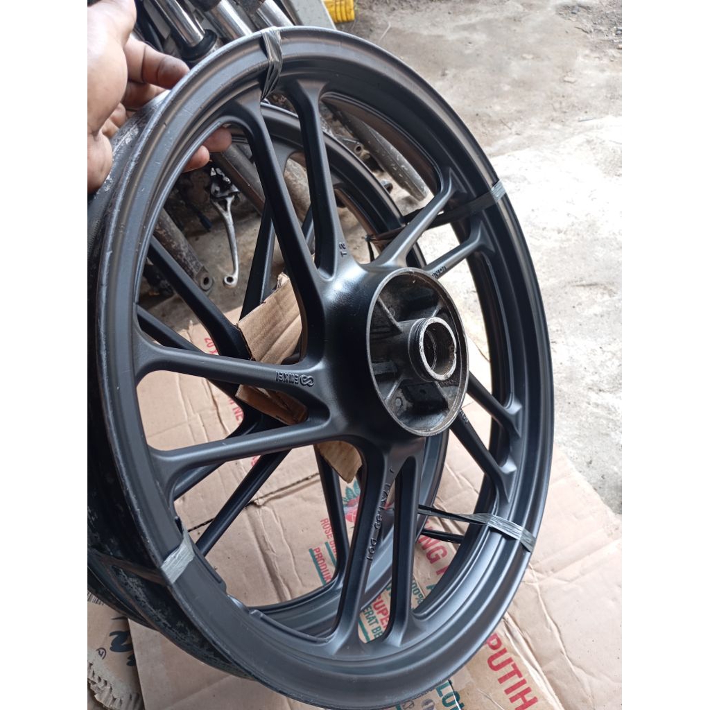 velg pelek HONDA CS ONE (1) 1set DEPAN BALAKANG