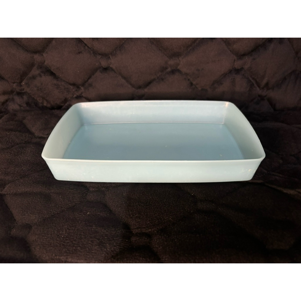 shallow blue pak n stor frozen tupperware