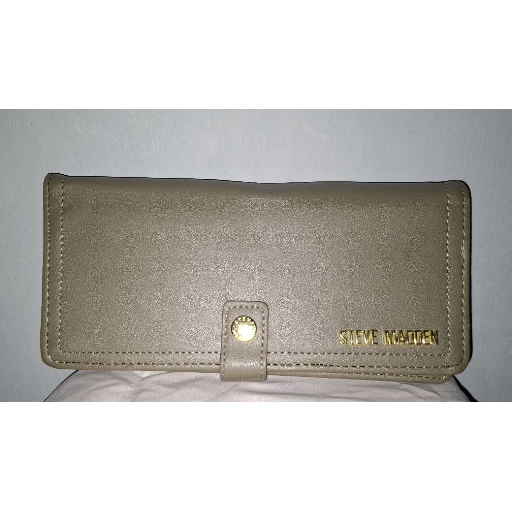 NEW Long Wallet Steve Madden