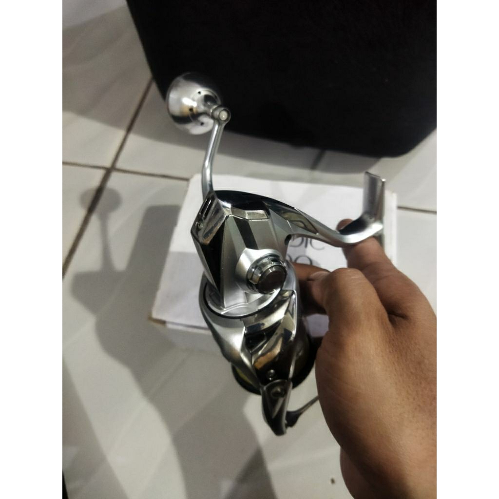 shimano stradic FL 4000