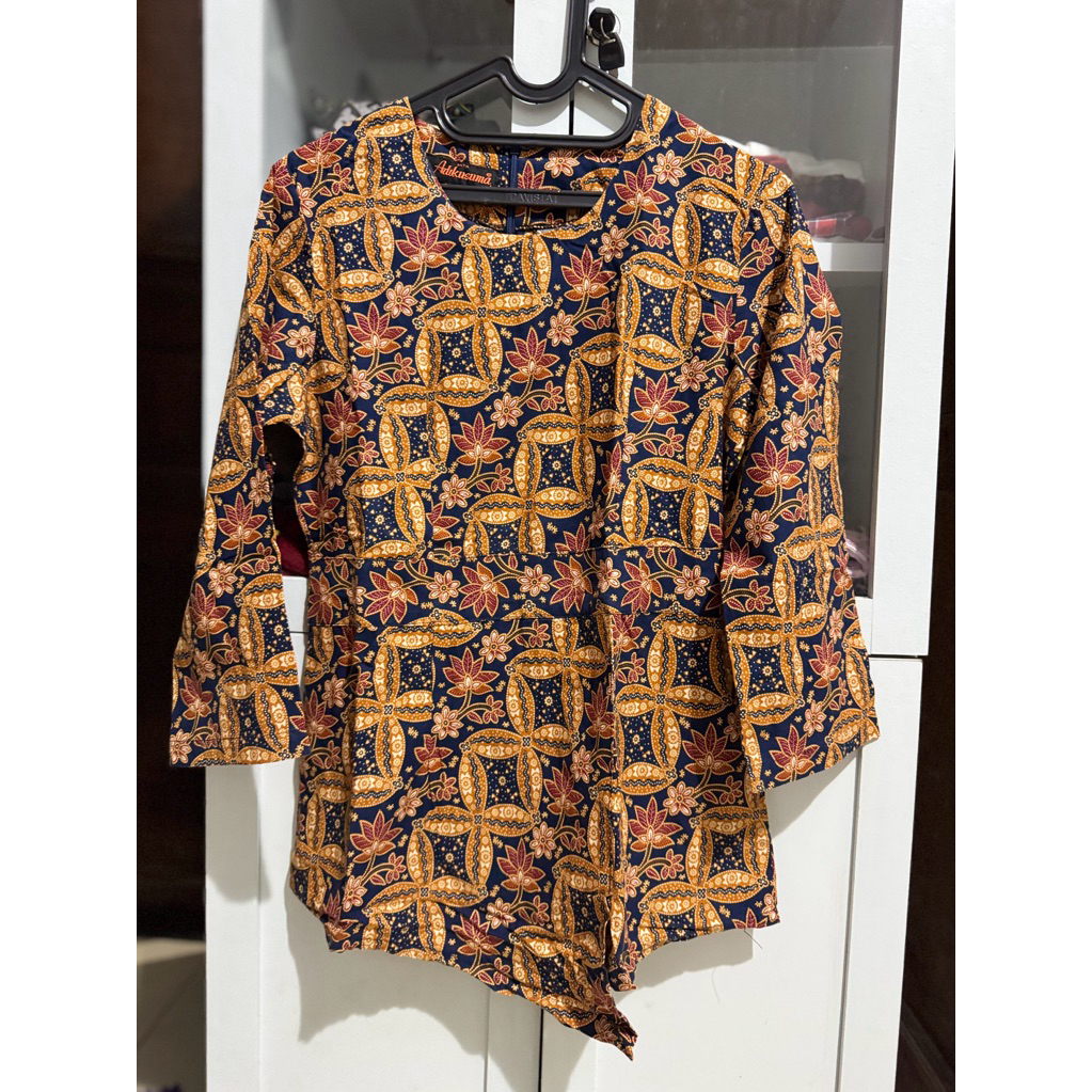 Atasan Batik Adikusuma