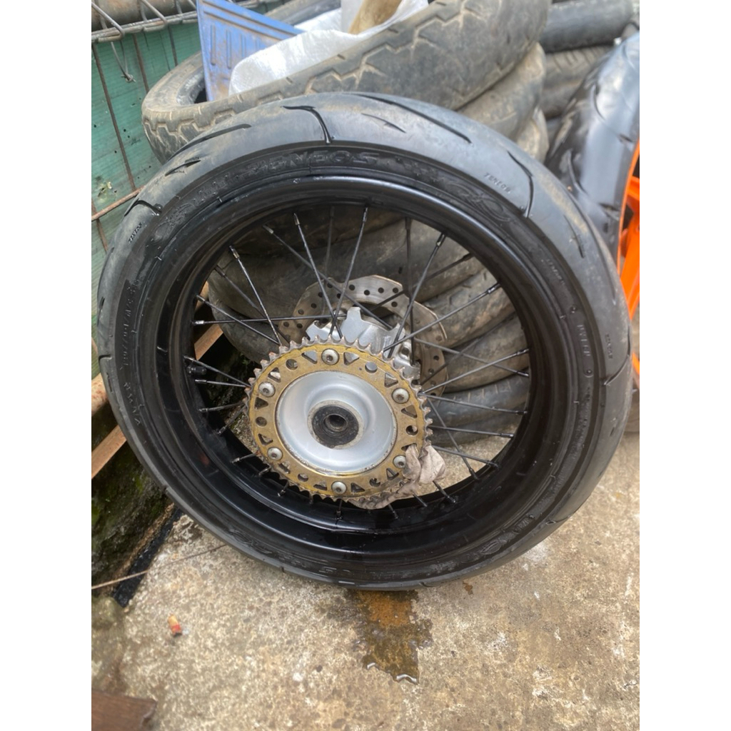 velg belakng set tromol crf original  plus ban ring 17x350