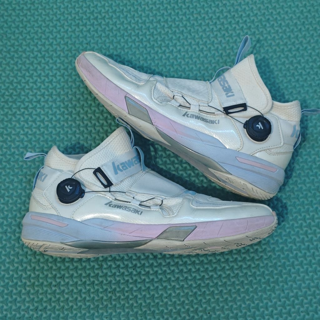 sepatu badminton Kawasaki BOA K2B20 second original size 44