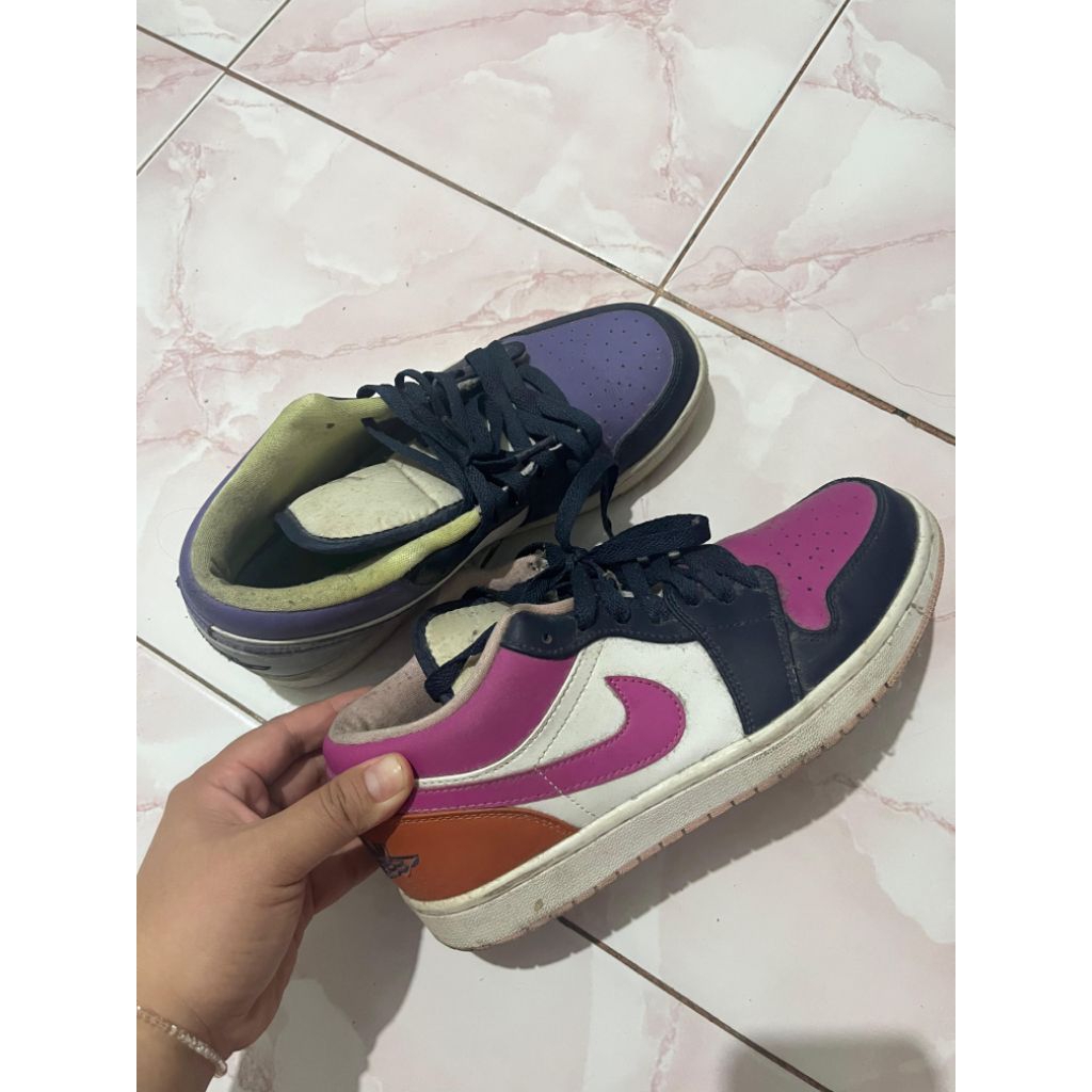 Nike Air Jordan 1 Low SE Mismatched Purple Magenta