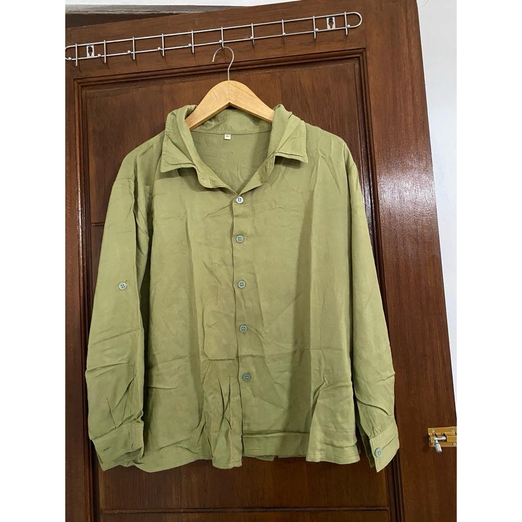 PRELOVED KEMEJA RAYON SAGE GREEN