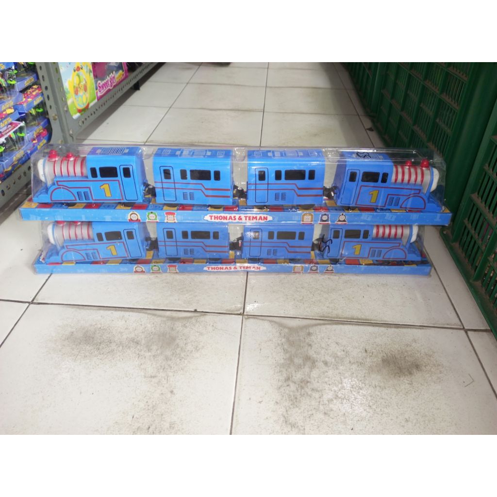 Mainan Anak Kereta Thomas Baterai 902