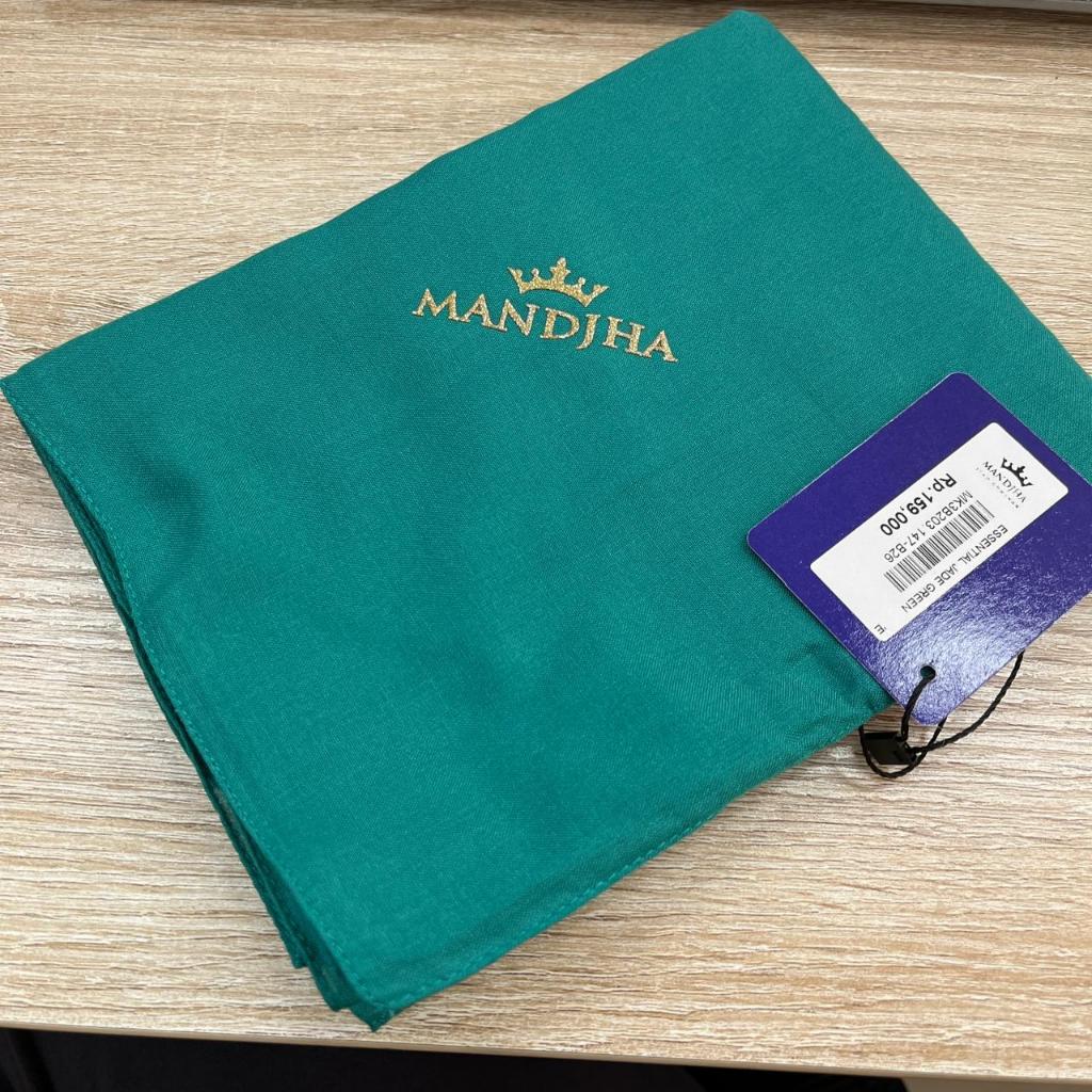 MANDJHA Essential Jade Green 147 Scarf By IVAN GUNAWAN - Jilbab Hijab Segi Empat Polos ORIGINAL MAND