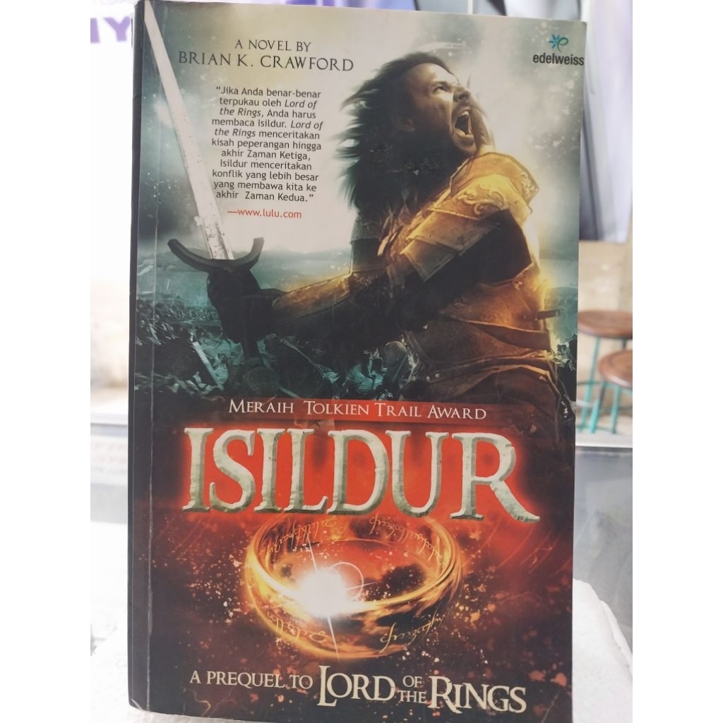 SALE 50 % Novel " ISILDUR" a sequel of LORDS OF THE RINGS (ori/preloved)