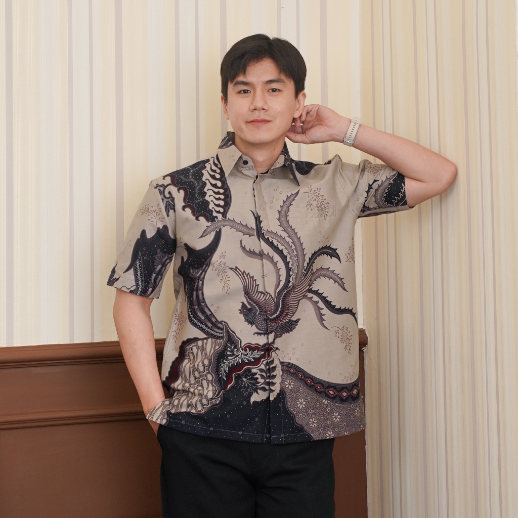 Enzy Batik Essential Kemeja Batik Pria Adinata Lengan Pendek - Grey