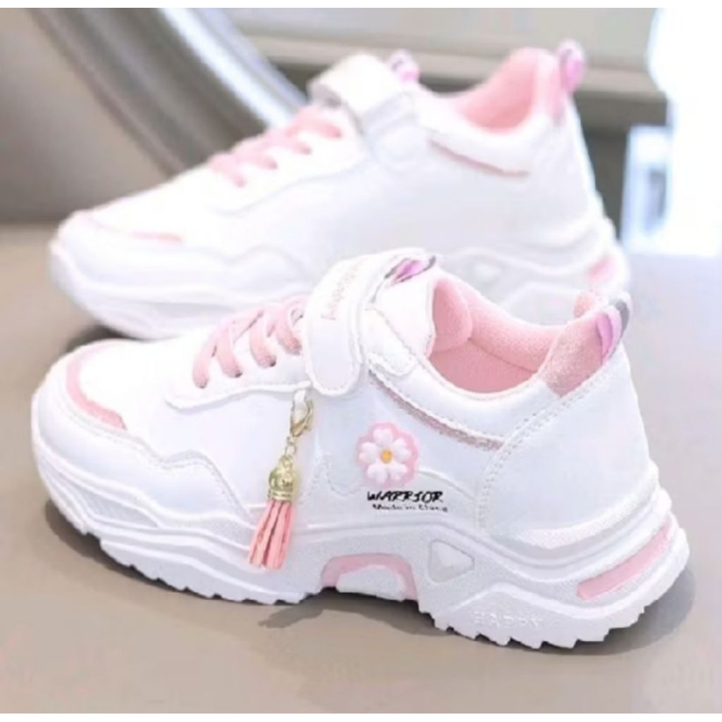 sepatu sneaker anak, TK, SD, imitasi sneaker warior