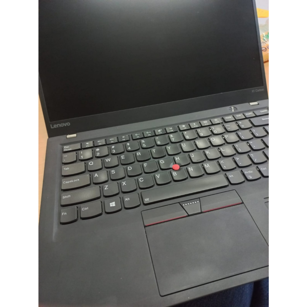 ThinkPad X1 Carbon i5 Gen 7 | RAM 8GB / SSD 256GB | Second Berkualitas Bergaransi Terjangkau