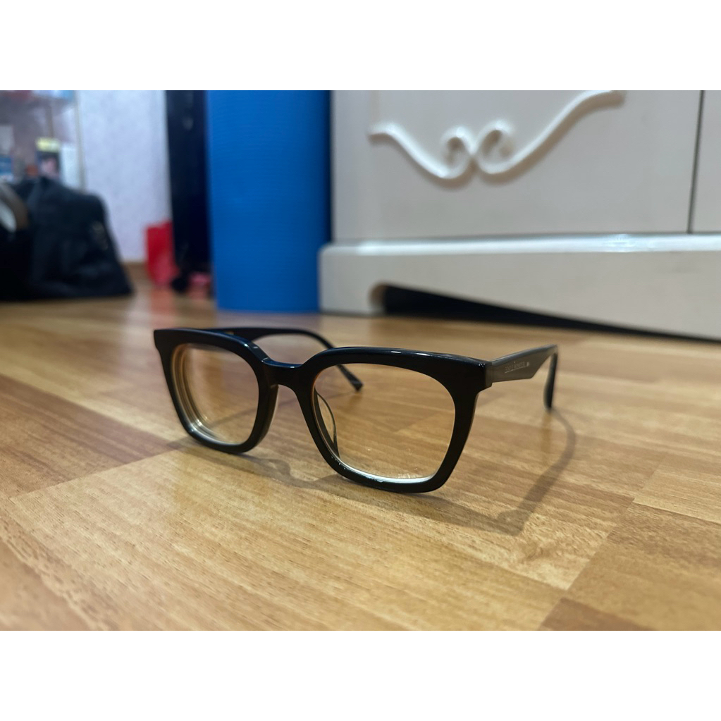 Gentle Monster Momati 01 Glasses (FRAME ONLY)