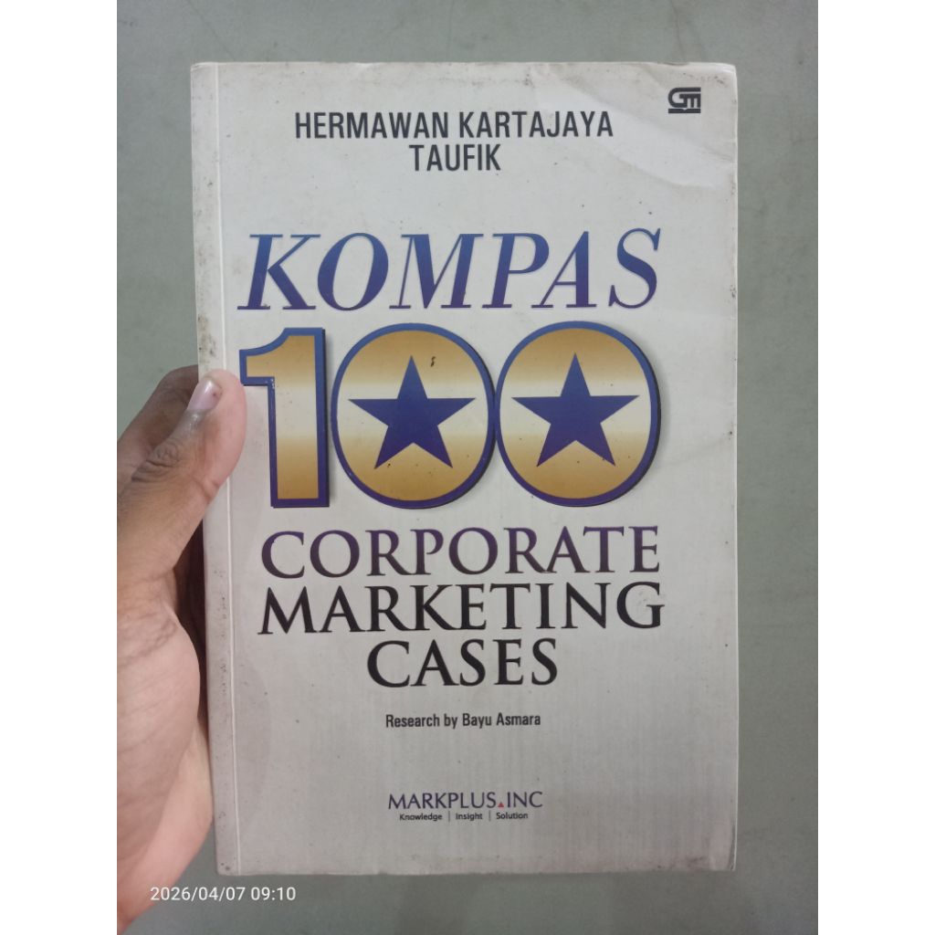 BUKU KOMPAS 100 CORPORATE MARKETING CASES